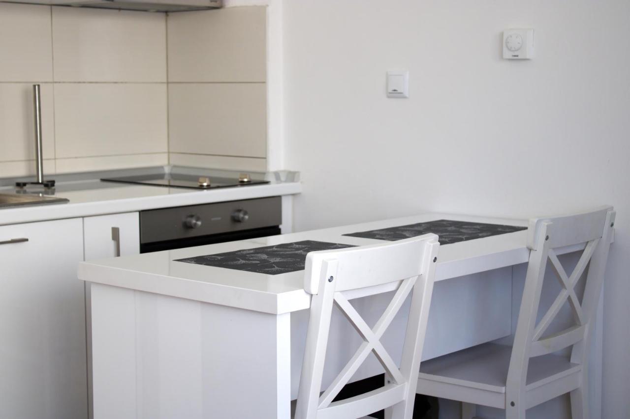 Studio Apartman Miljacka 13 Сараево Экстерьер фото